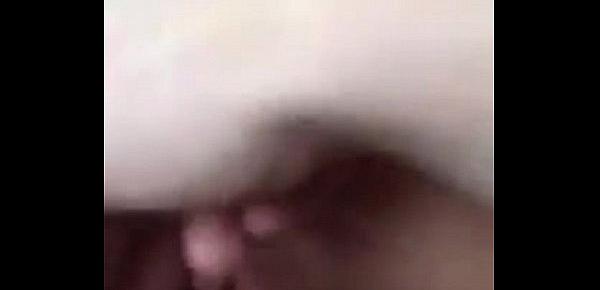  Make her cum with my fingers deep inside.MOV
